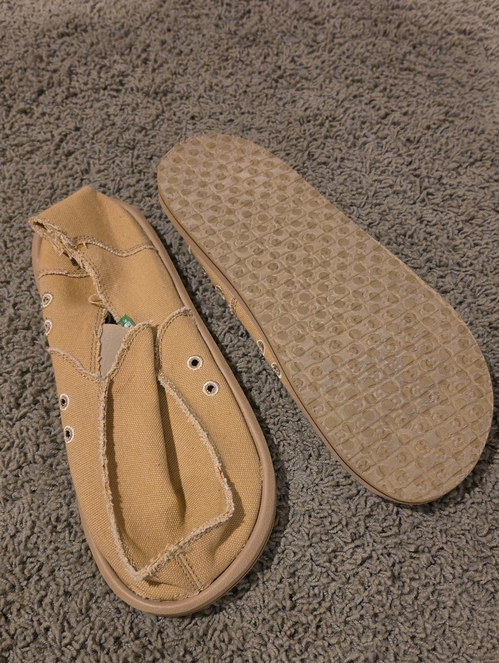 Sanuk Slip-On Men’s Shoe in Tan